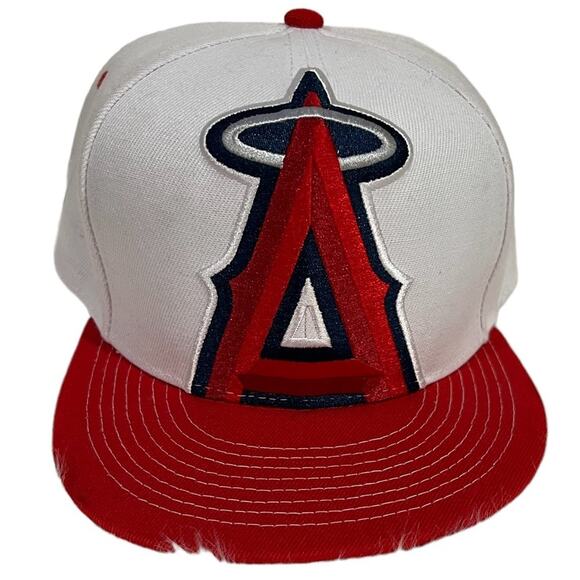 Los Angeles Angels #27 Snapback Cap Baseball Hat Sixth Man OS Red White 6-Panel - Picture 1 of 8